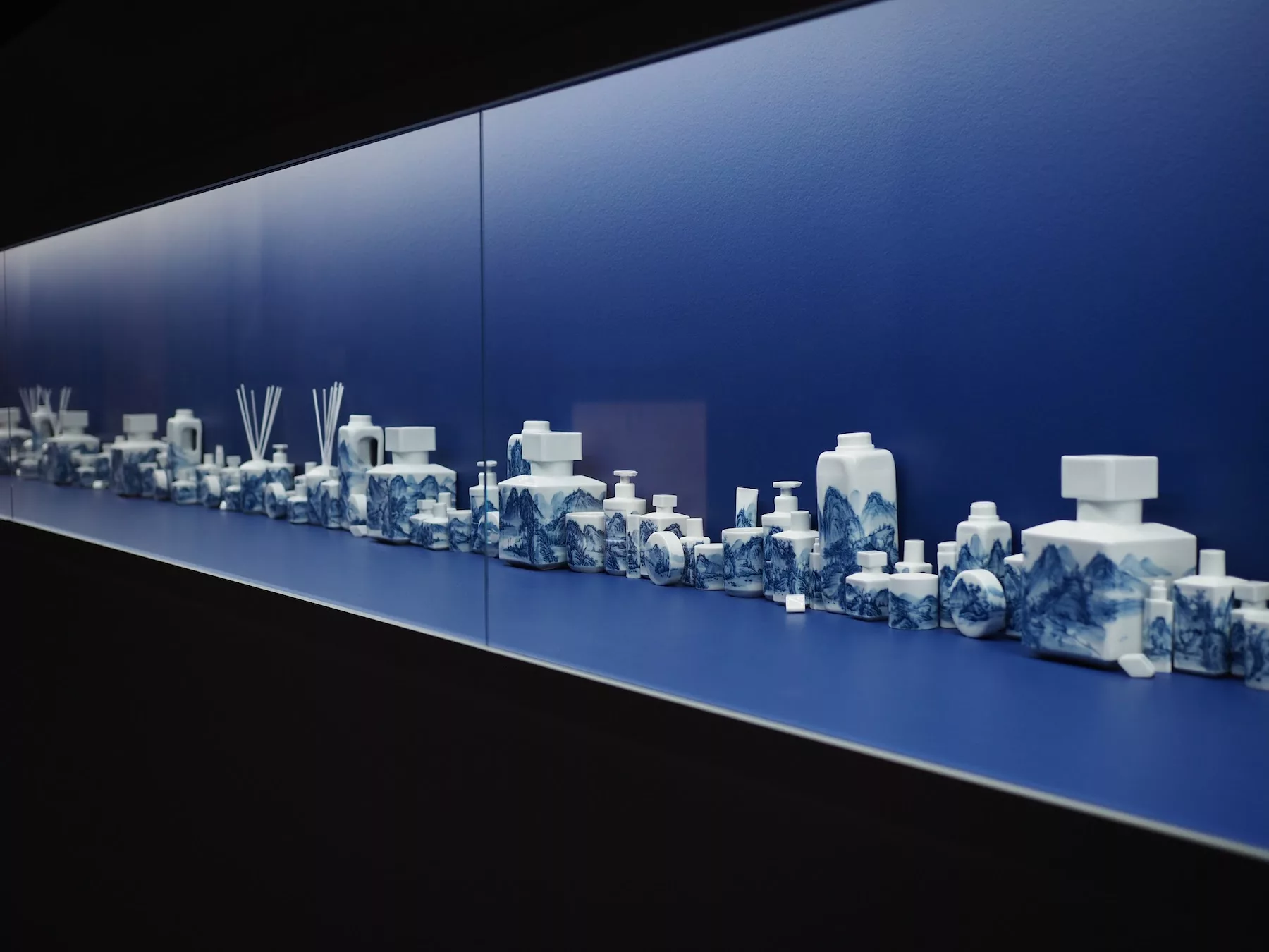 Installation Inside Francis Kurkdjian exhibition Paris