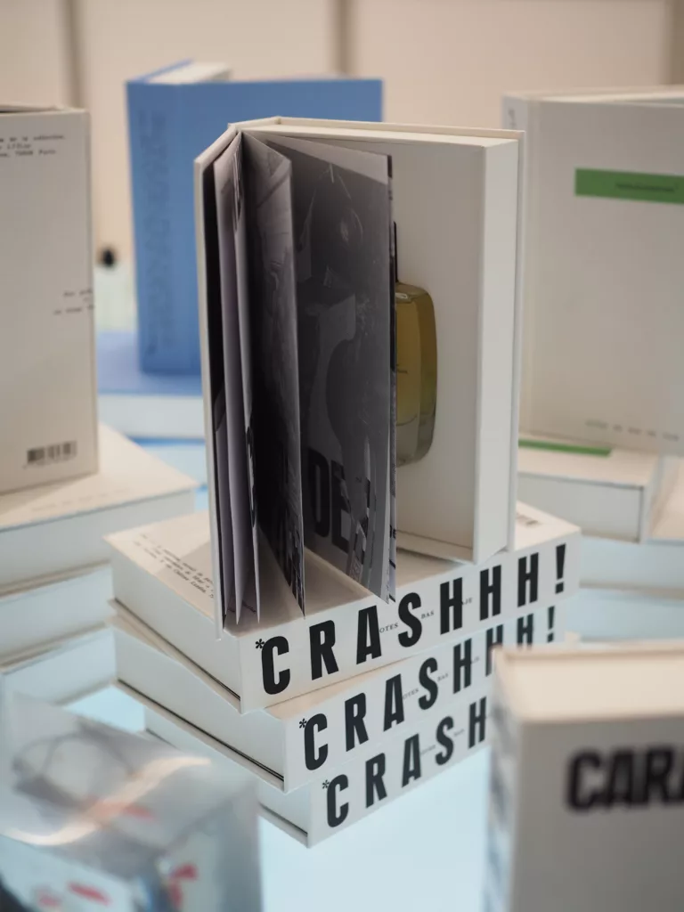 Notes de bas de paje packaging at Olfactory Signals Matter and Shape 2026