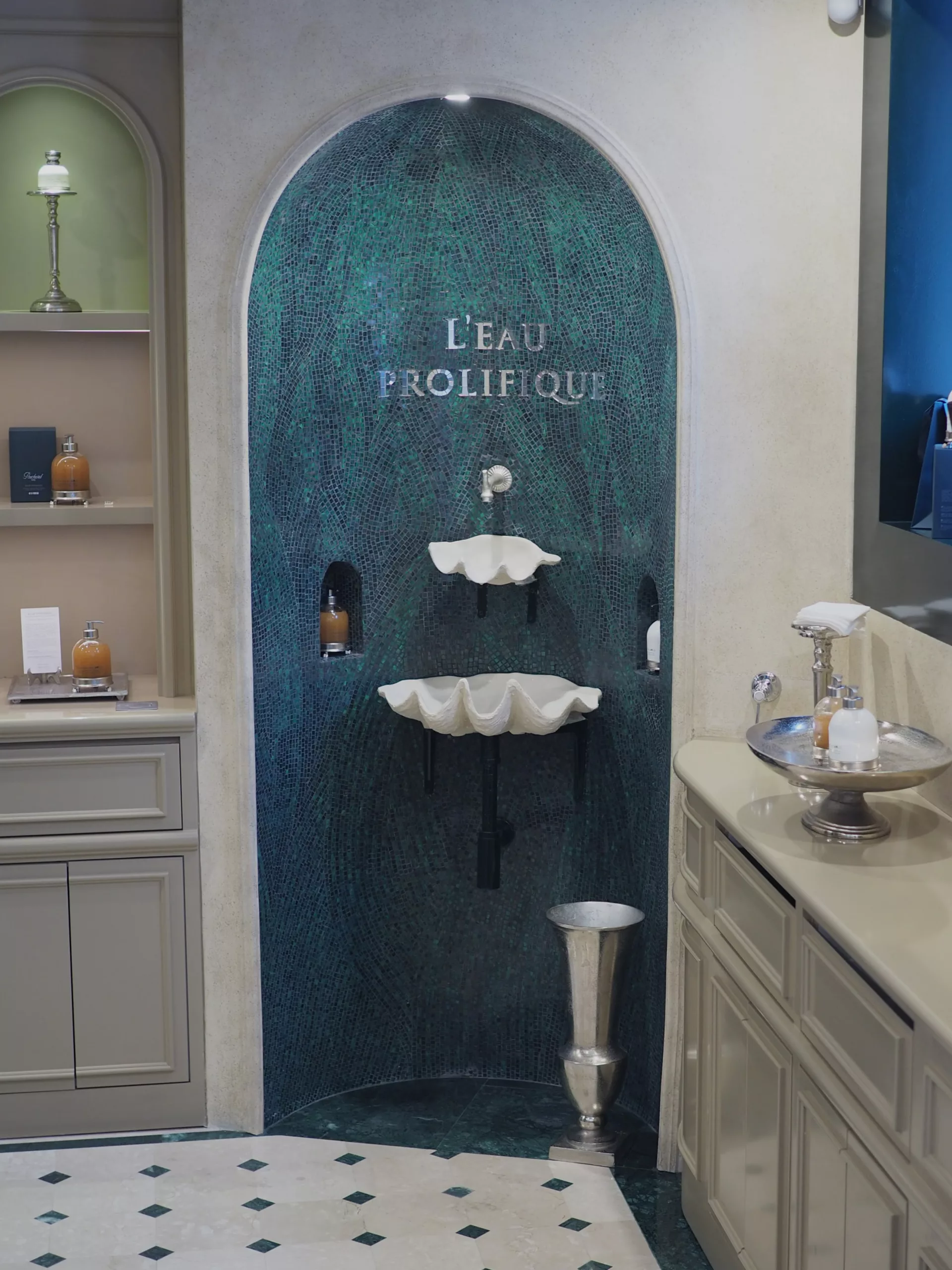 The fountain inside Pouchard perfume brand in Paris
